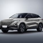 Omoda 5 color Gris Titanio + techo negro