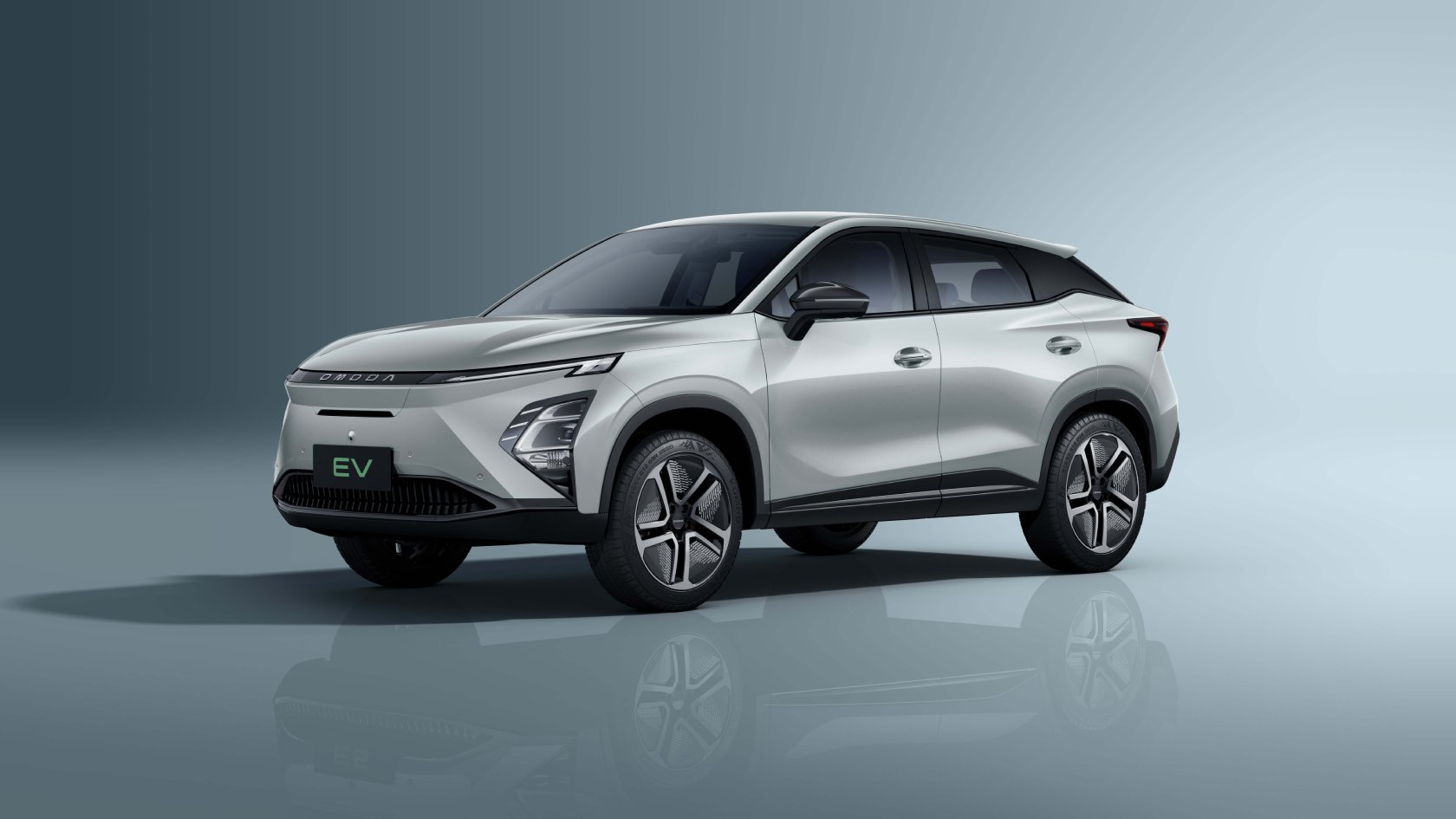 Omoda 5 EV color Gris Titanio