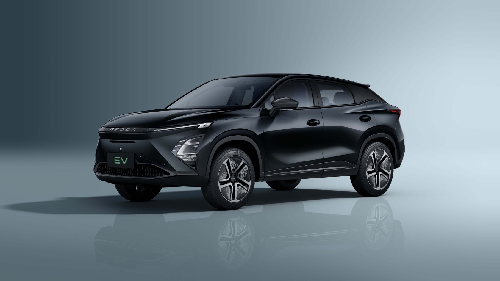 Omoda 5 EV color Negro Ópalo