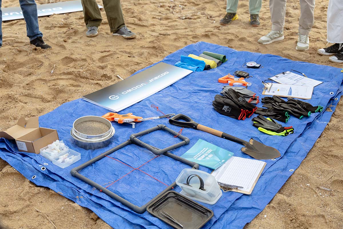 OMODA & JAECOO impulsa la limpieza de basuras marinas en Cabo de Gata